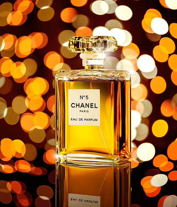 Shining No5 Perfume with Bokeh background